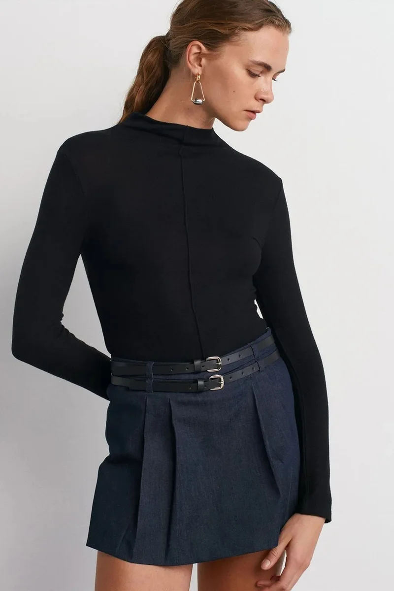 Dilvin Black DILVIN Ribbed Turtleneck Long-Sleeve Blouse for Women | Best Price UAE