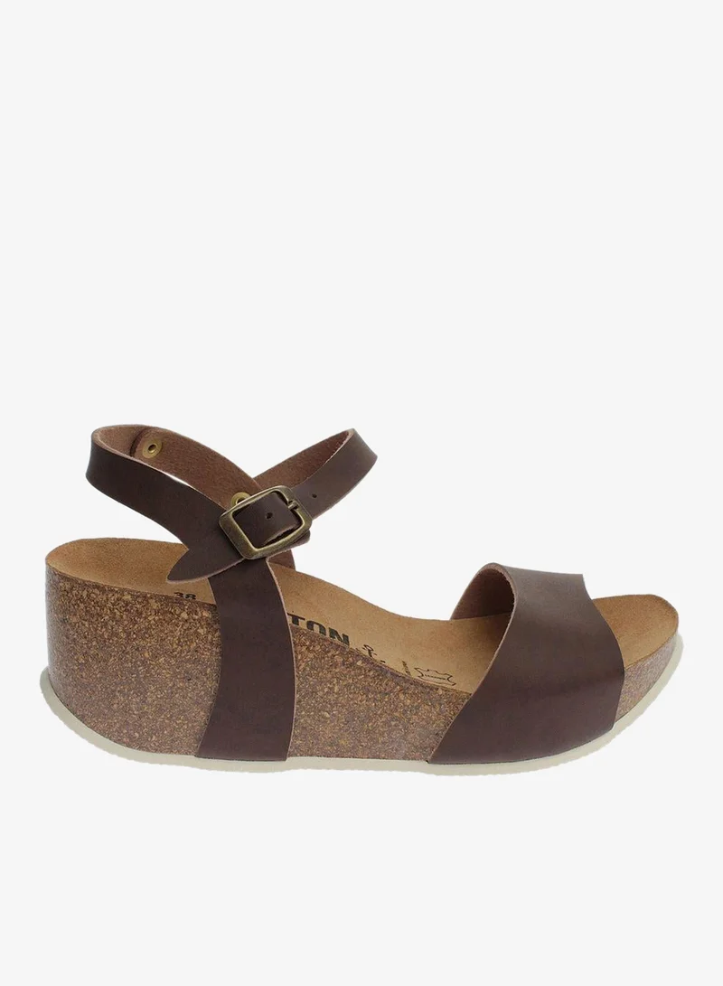 بيتون مايا ويدجز بكعب متوسط