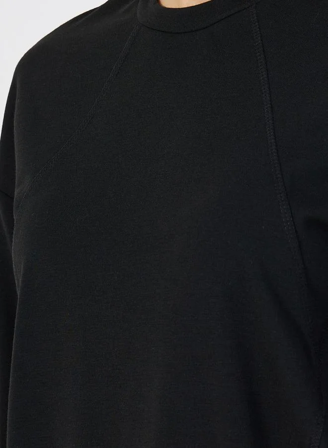 Styli Solid Round Neck Oversized T-Shirt