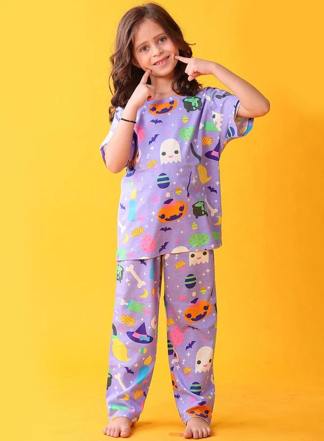 انثريلو مجموعة من  تيشيرت بطبعة هالوين مع بنطال