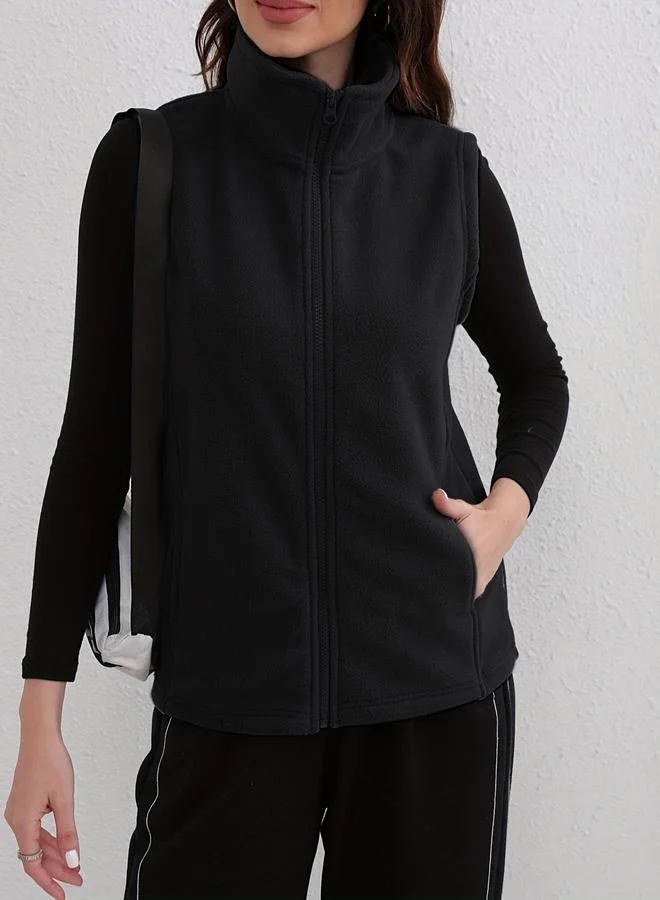 Take Two Take Two Black Fleece Vest with Zip Closure