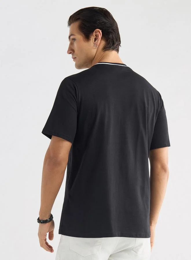 Splash FAV Solid T-shirt with Round Neck and Short Sleeves