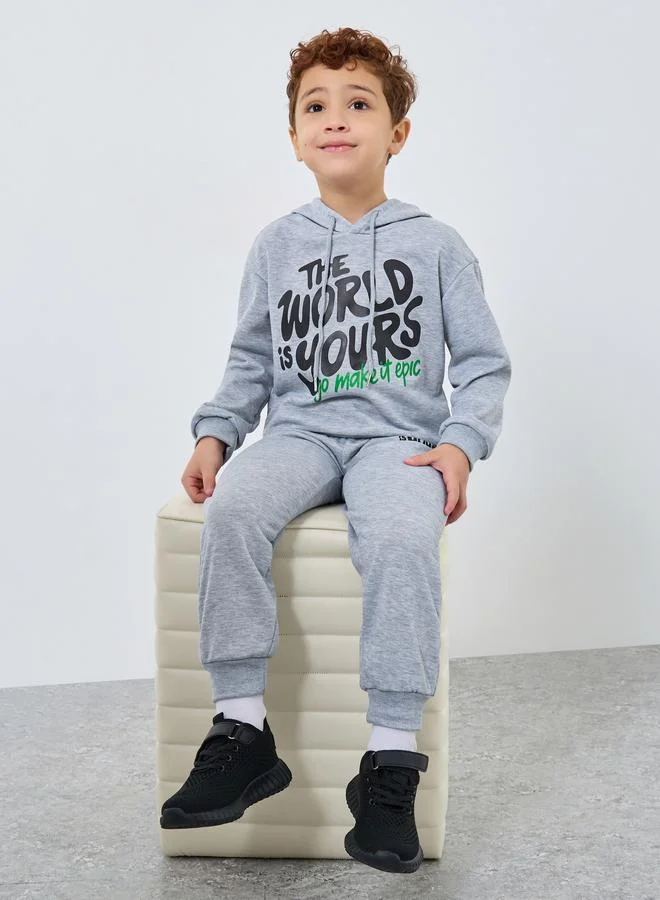 ستايلي مجموعة من هودي بطبعة جرافيتي مع جوغر