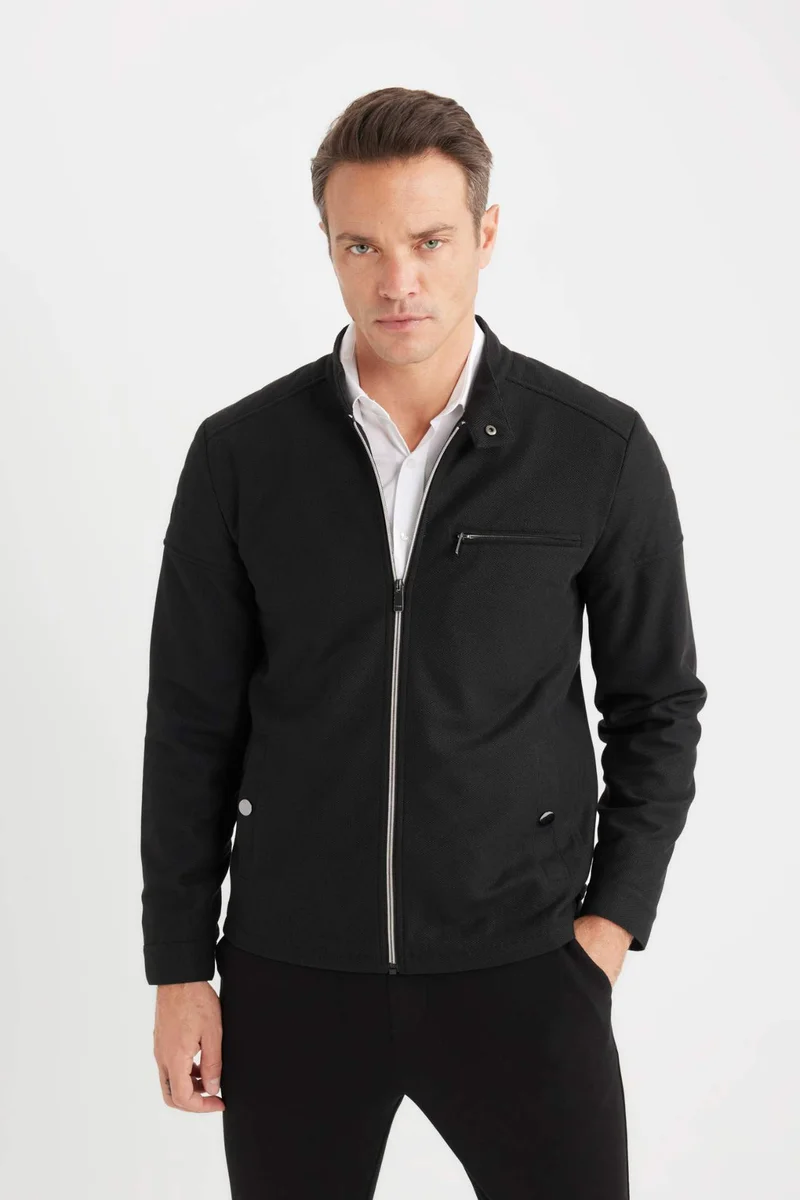 ديفاكتو Slim Fit Stand-up Collar Zippered Jacket