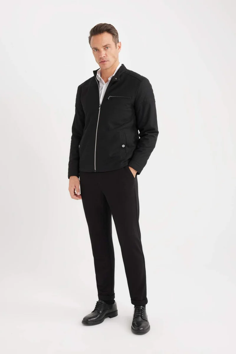 ديفاكتو Slim Fit Stand-up Collar Zippered Jacket