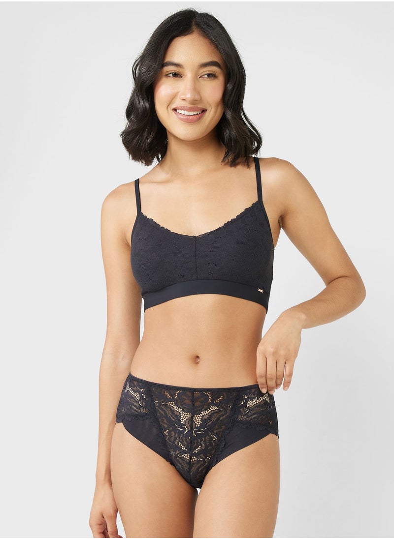 Dorina - Strap Detail Sport Bra - Image 1