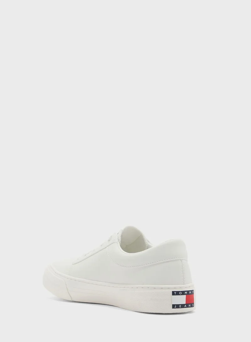 TOMMY JEANS VULCANISED SKATE DERBY TRAINERS