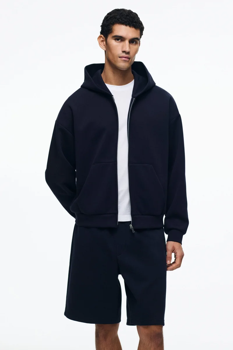 اتش اند ام شورت بقصّة مريحة