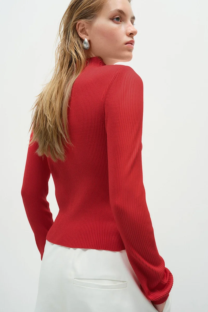 H&M Rib-Knit Shoulder-Pad Top