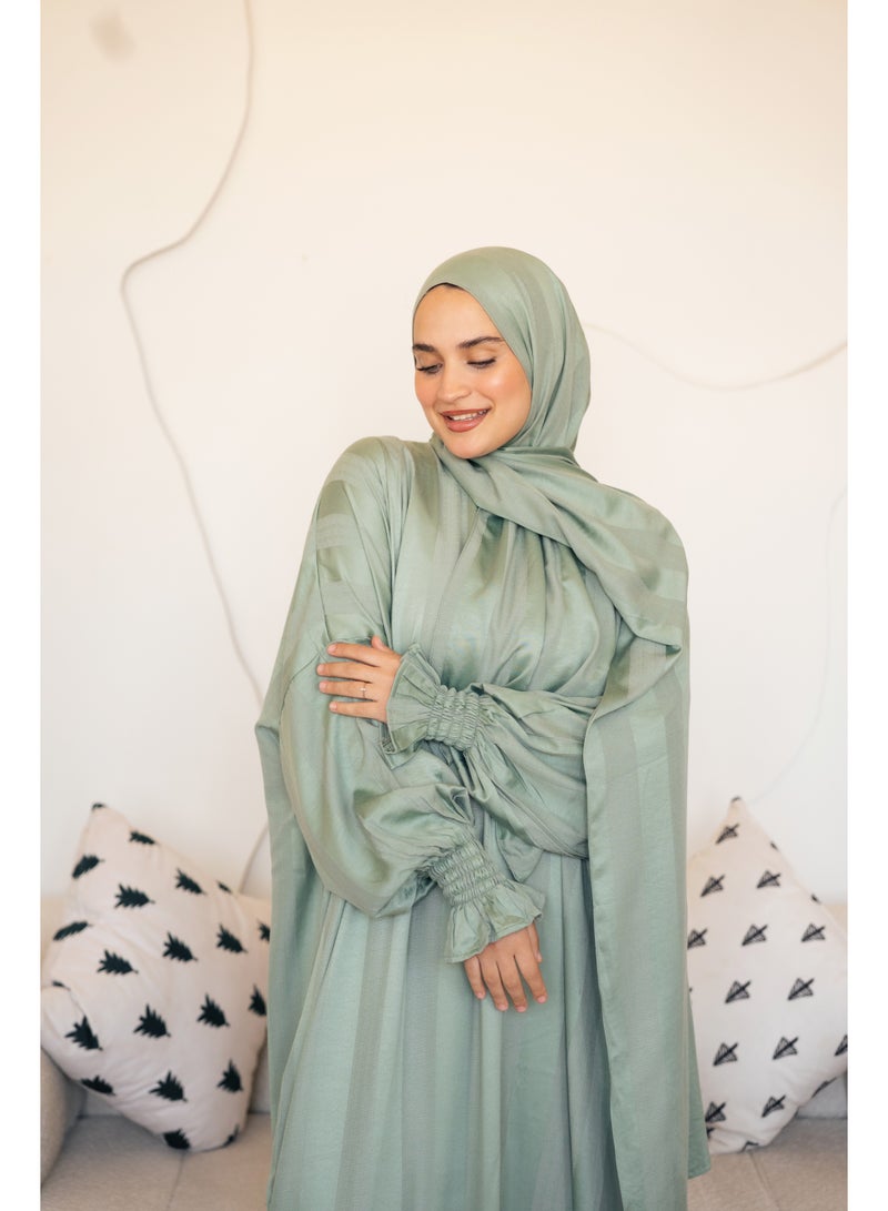 Luxurious prayer shawl for complete comfort and devotion - Image 2