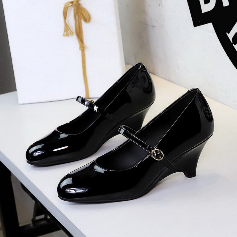 8868-2 Vintage Style Gentle One-Strap Mary Jane Women'S Shoes With Wedge Heel, Height-Increasing Patent Leather Shallow Round-Toe High-Heel Pumps - Image 1