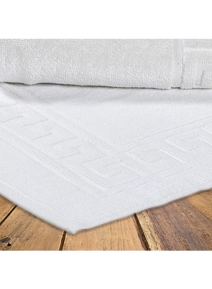 BYFT منشفة يد فاخرة ماغنوليا (أبيض) (50 × 80 سم - مجموعة من قطعة واحدة) مصنوعة من القطن بنسبة 100%، عالية الامتصاص وسريعة الجفاف، مناشف حمام كلاسيكية عالية الجودة للفنادق والمنتجعات الصحية - 600 جرام لكل متر مربع - Image 2