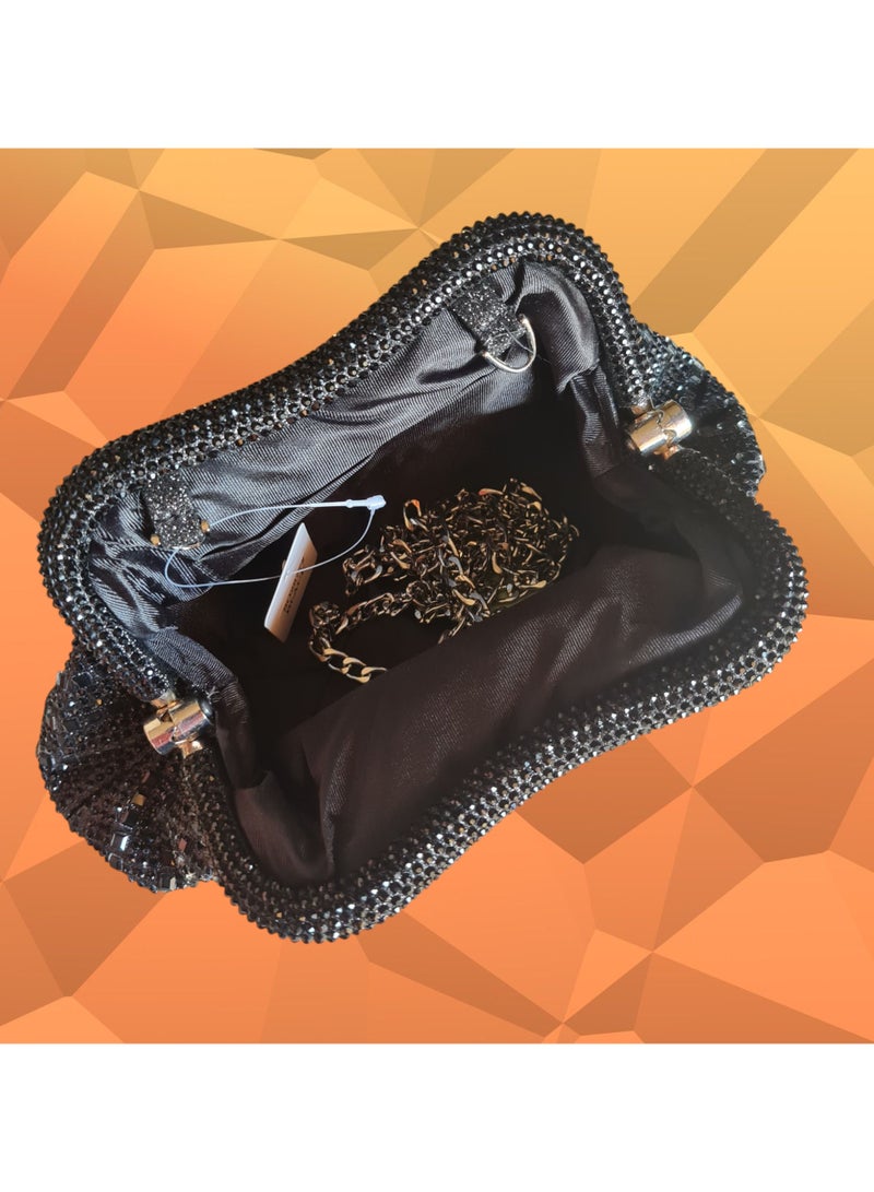 شنطة سوارية حريمي اسود أنيقة للمناسبات والسهرات – شنطة كروس بحجم واسع وخامة فاخرة – حقيبة يد نسائية شيك تناسب جميع الإطلالات  - Image 3
