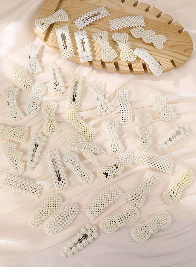 تايك تو Pack of 40 - White Pearls Embellished Hair Clips