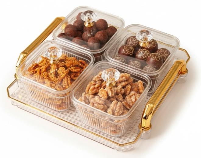 طقم ضيافة وتقديم أكريليك فاخر 4 أوعية بغطاء مع صينية بمقابض ذهبية - منظم مكسرات وحلوى وتمور عصري للمناسبات والأعياد (شفاف) - Image 1