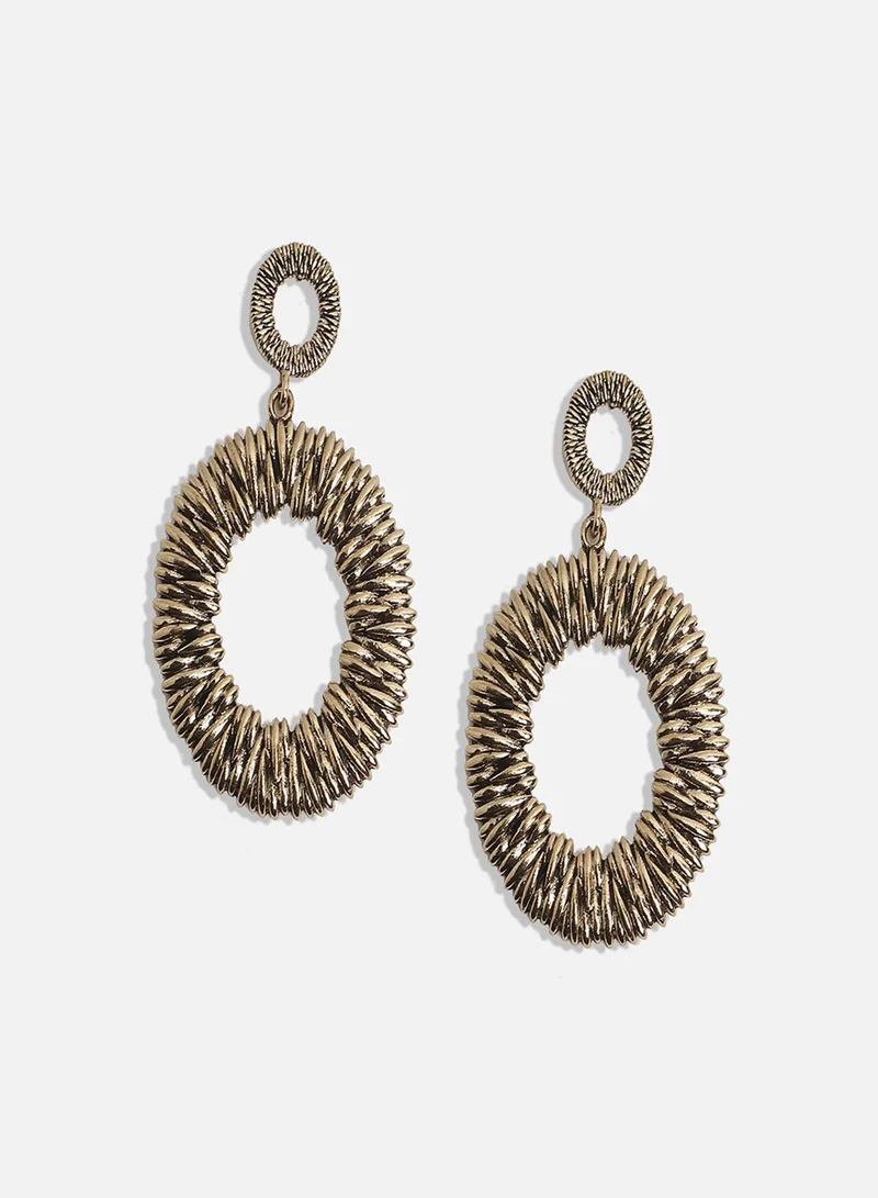 SOHI Oval Metallic Ribbed Artificial Drop Earring Jewellery