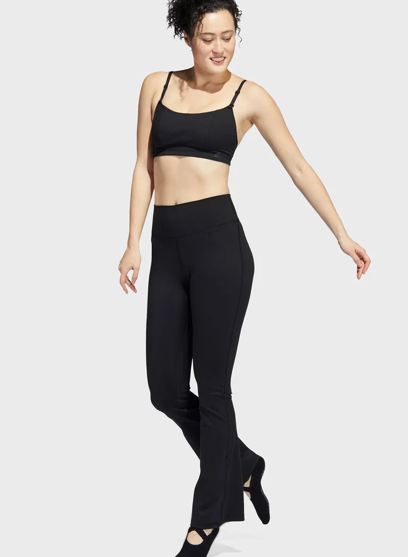 adidas ليقنز بقصة رياضية