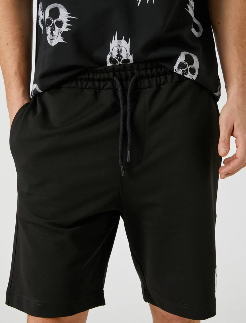 كوتون Cotton Waist Lace-up Shorts Slim Fit Pocket Label Printed