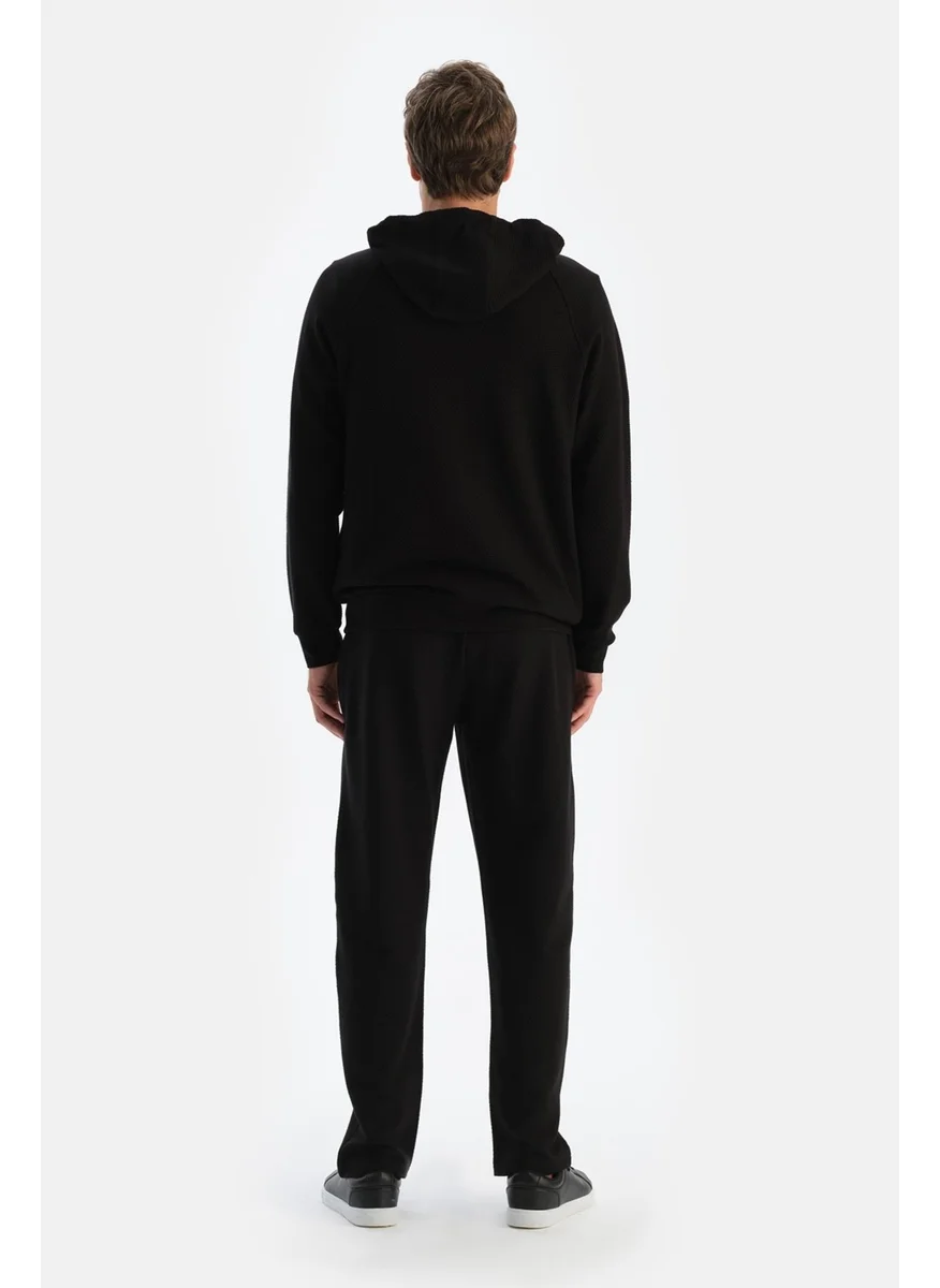 dagi Black Men's Straight Leg Sweatpants