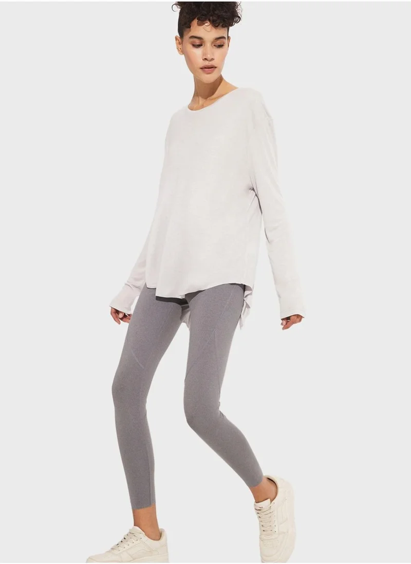JUNE Crew Neck T-Shirt