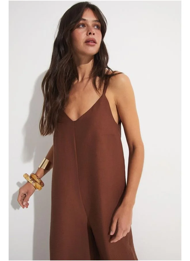 جون June Back Detailed Jumpsuit Brown