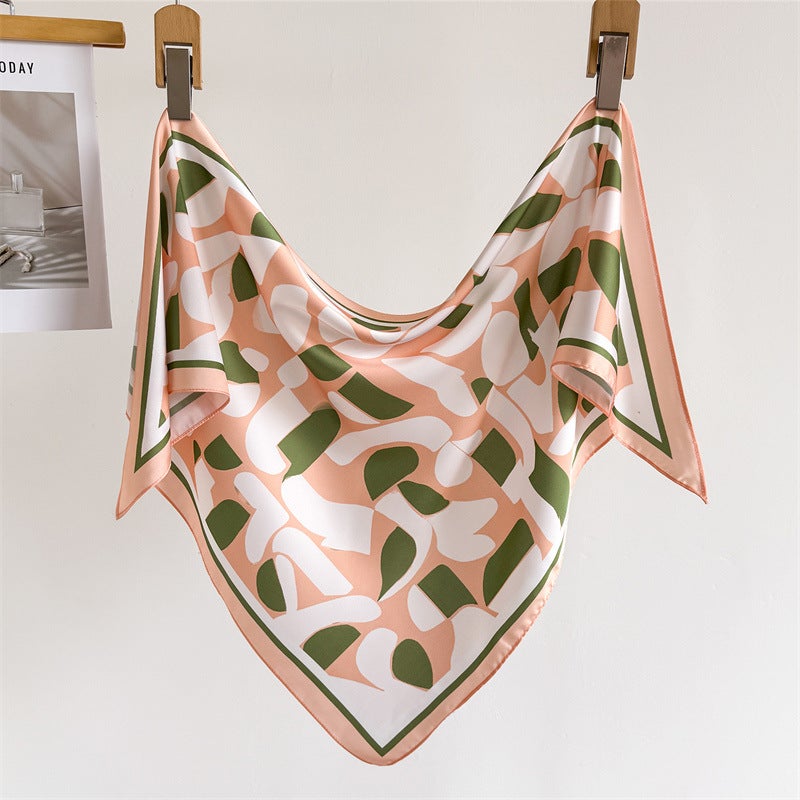 Geometric Imitation Silk Color-Block Printed Tie-Waist Triangle Scarf Sun Protection Shawl Neck Scarf Women''s Silk Scarf Headscarf Scarf - Image 1