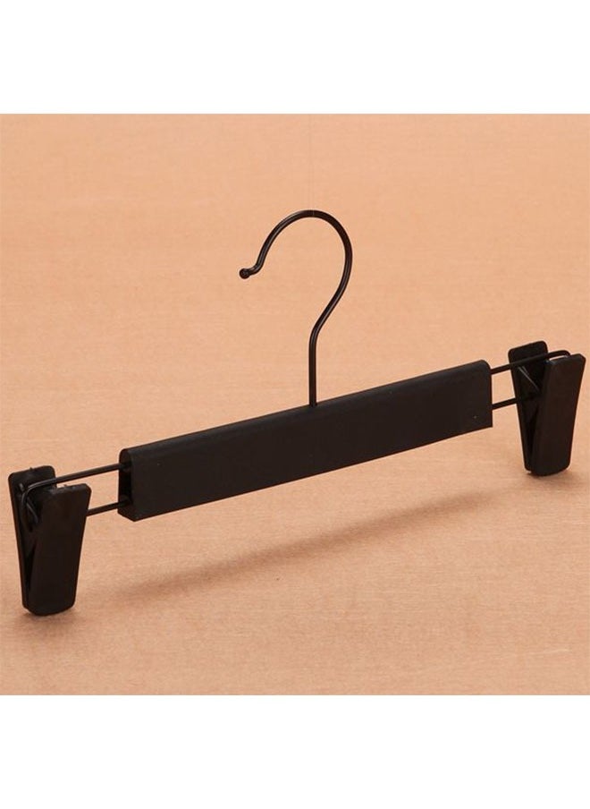 5 Non-Slip Plastic Pants Hangers with Clips, Skirt Hangers, Clips Retractable and Adjustable, Black - pzsku/Z9B667EB68341938DA05AZ/45/_/1721182708/10a74750-c7b9-4438-ada5-f23a4c3f7c03