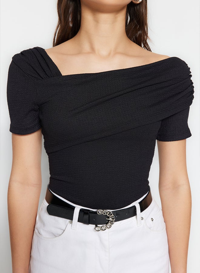 trendyol Black Asymmetrical Collar Fitted/Slip-On Knitted Bodysuit - Image 4