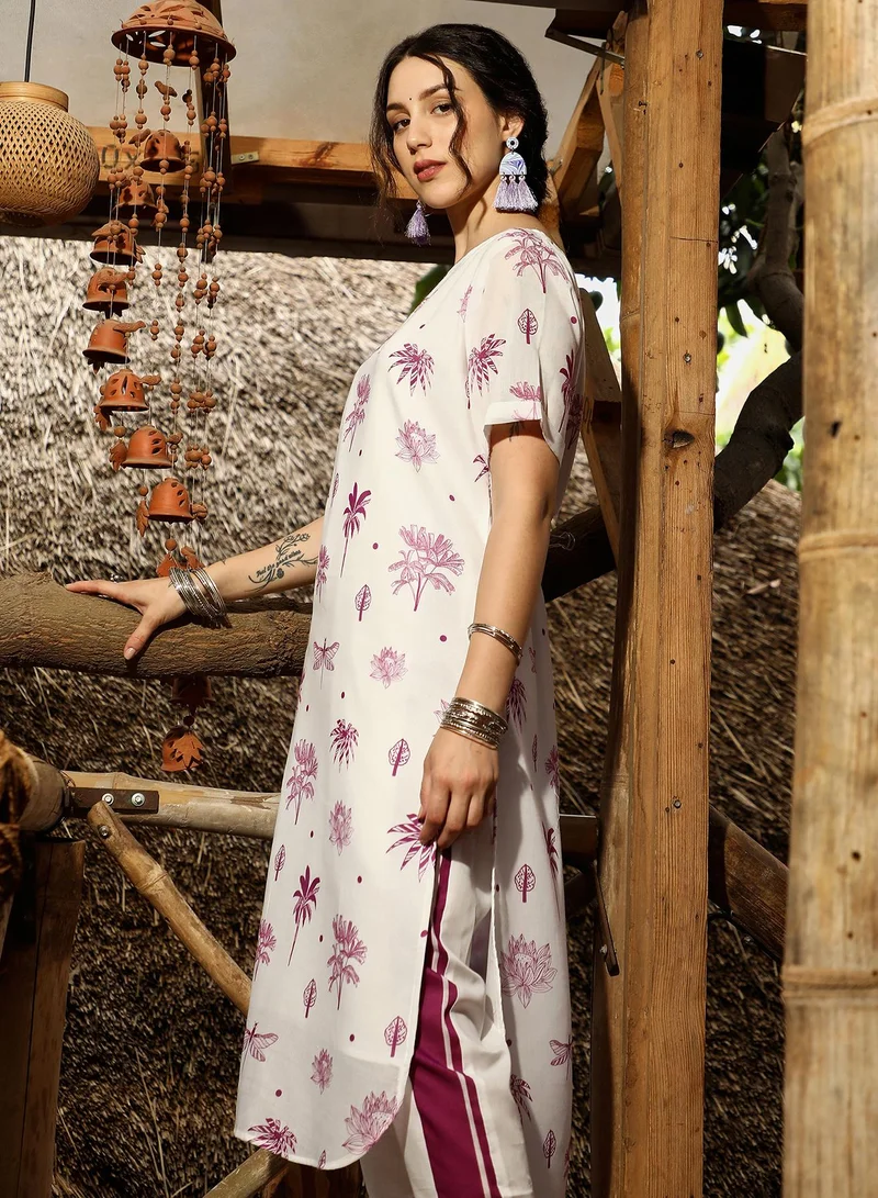 QISSA Women's Plum Purple Dragonfly Palm Kurta With Trousers