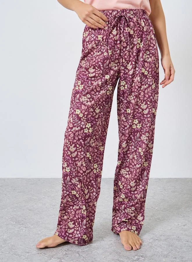Styli Styli Solid Patch Pocket T-Shirt and Floral Pyjama Set