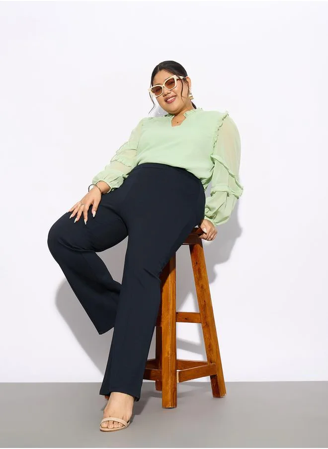 SASSAFRAS Plus Front Seam Detail Straight Pants