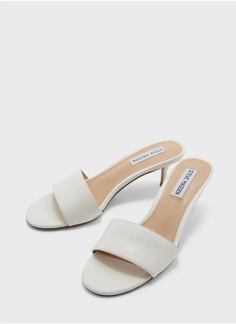 STEVE MADDEN Single Strap Mid Heel Sandals