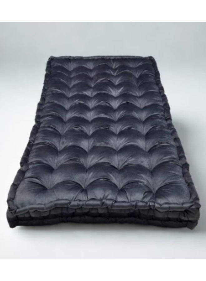 A luxurious mattress with soft velvet fabric and polyester filling. - Image 1