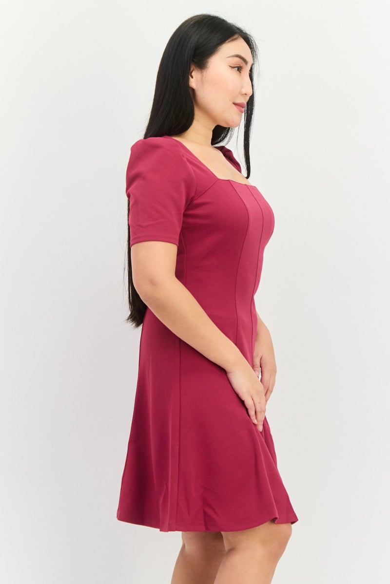 Donna Morgan Women Textured Mini Dress, Maroon - Image 2