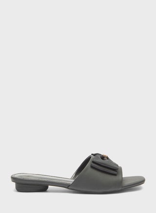 One Strap Flat Sandals - pzsku/Z9B6F82E73E57944E7DACZ/45/_/1708518201/ec86149a-306c-4e32-b120-02bb6fefb519