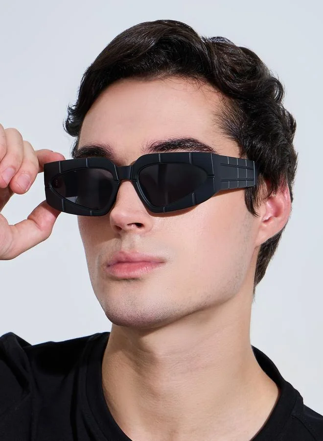 ستايلي Black Triangle Frame Sunglasses
