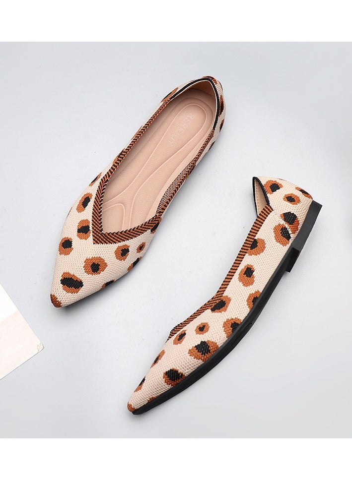 Shougu Flat Pointed-toe Shoes 