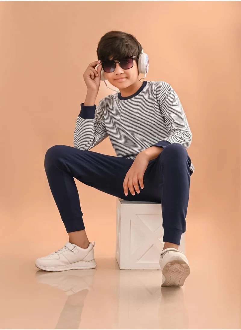 LILPICKS Printed Sweatshirt with Jogger Set