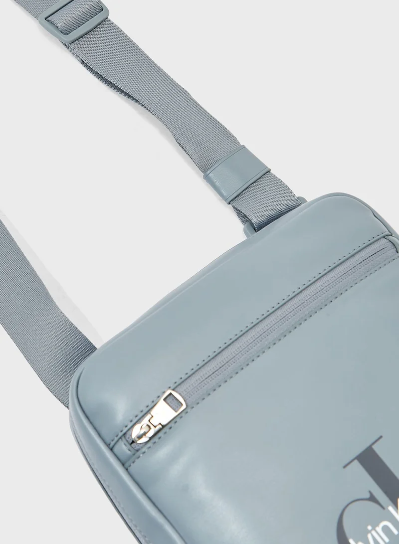 Calvin Klein Jeans Crossovers Monogram Soft Reporter Bag