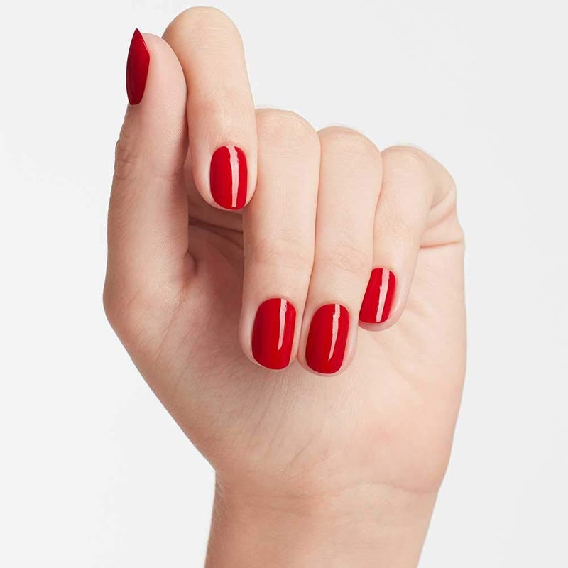 OPI Nail Lacquer Big Apple Red | Opaque Bright Red CrÃ¨me Chip Resistant Nail Polish | Fast Drying, Streak Free - Image 4