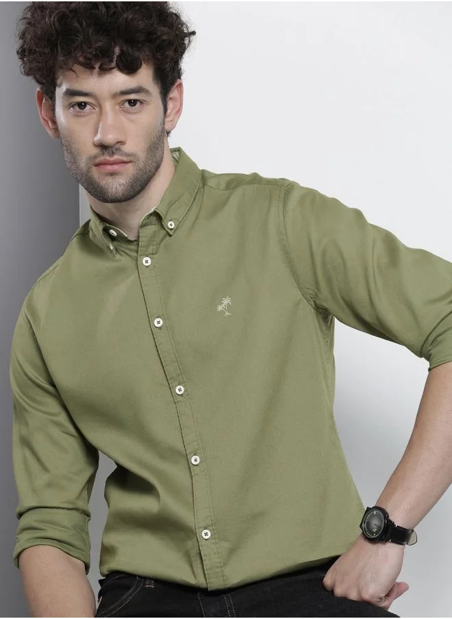 The Indian Garage Co Men Slim Fit Placement Embroidered Full Sleeves Cutaway Collar Casual Shirt