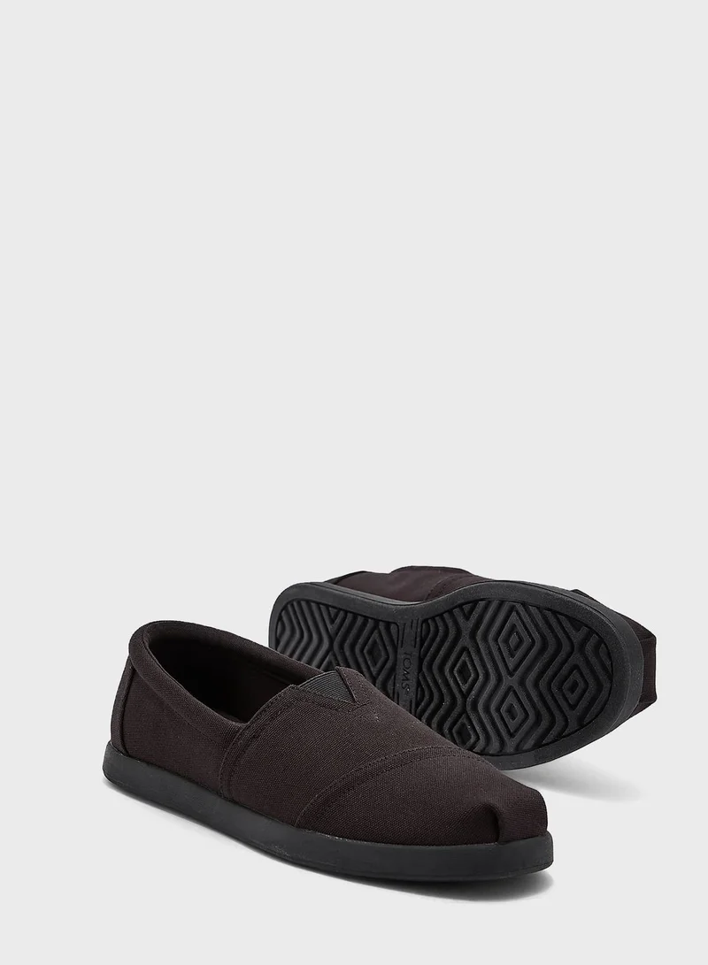 TOMS Alp Fwd Slip Ons