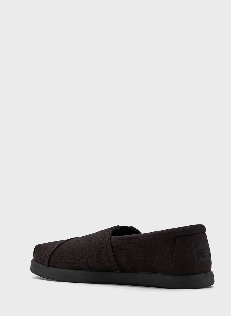 TOMS Alp Fwd Slip Ons