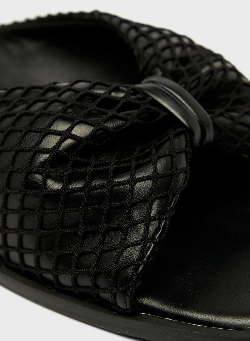 shoexpress Bow Strap Flat Sandals
