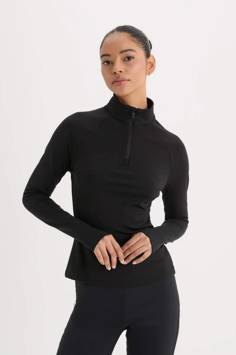 ديفاكتو DeFactoFit Standard Fit Stand-up Collar Sports T-Shirt