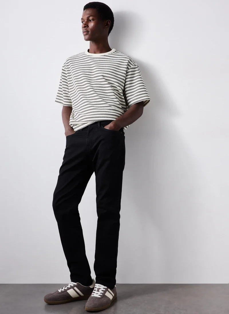 Black Comfort Slim Fit Jeans