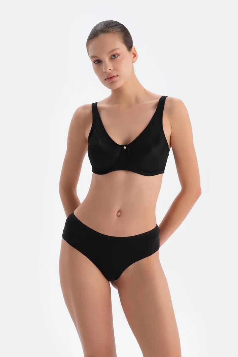 داجي Black 1032KC Besta Underwire Minimizer Bra