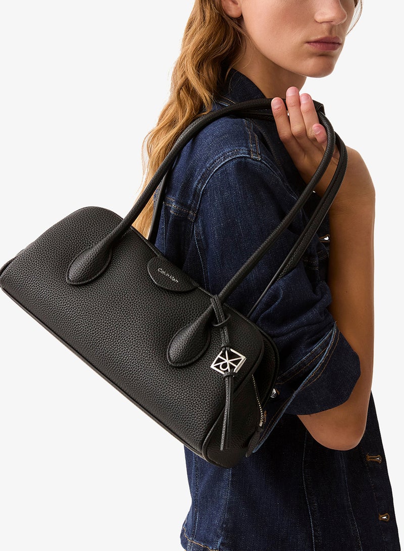 CALVIN KLEIN Emblem Pebble Grain Extended Side Shoulder Bag - Image 5