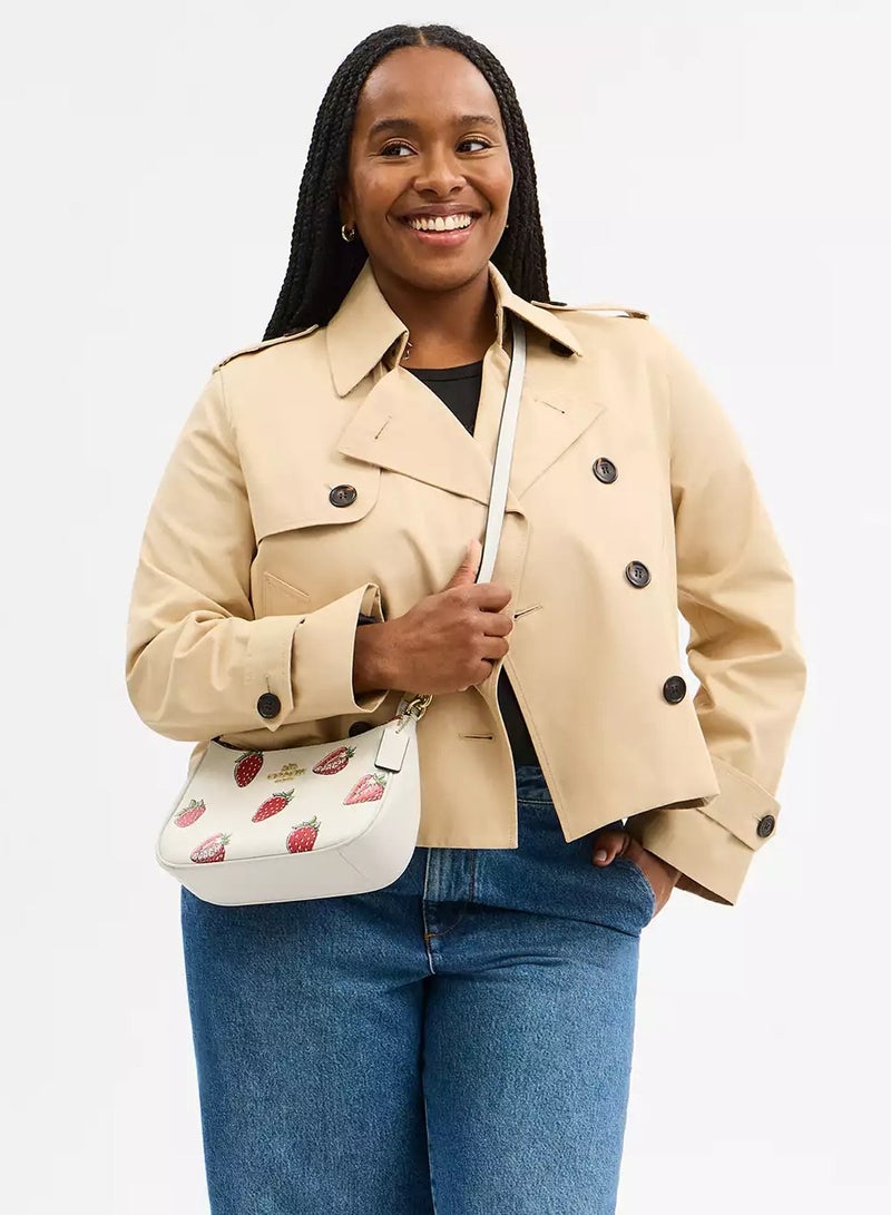 كوتش اوت ليت حقيبة كتف كوتش تيري بطبعة الفراولة، حقيبة يد نسائية، حقيبة هوبو نسائية، حقيبة توت نسائية، حقيبة سفر نسائية. - Image 4