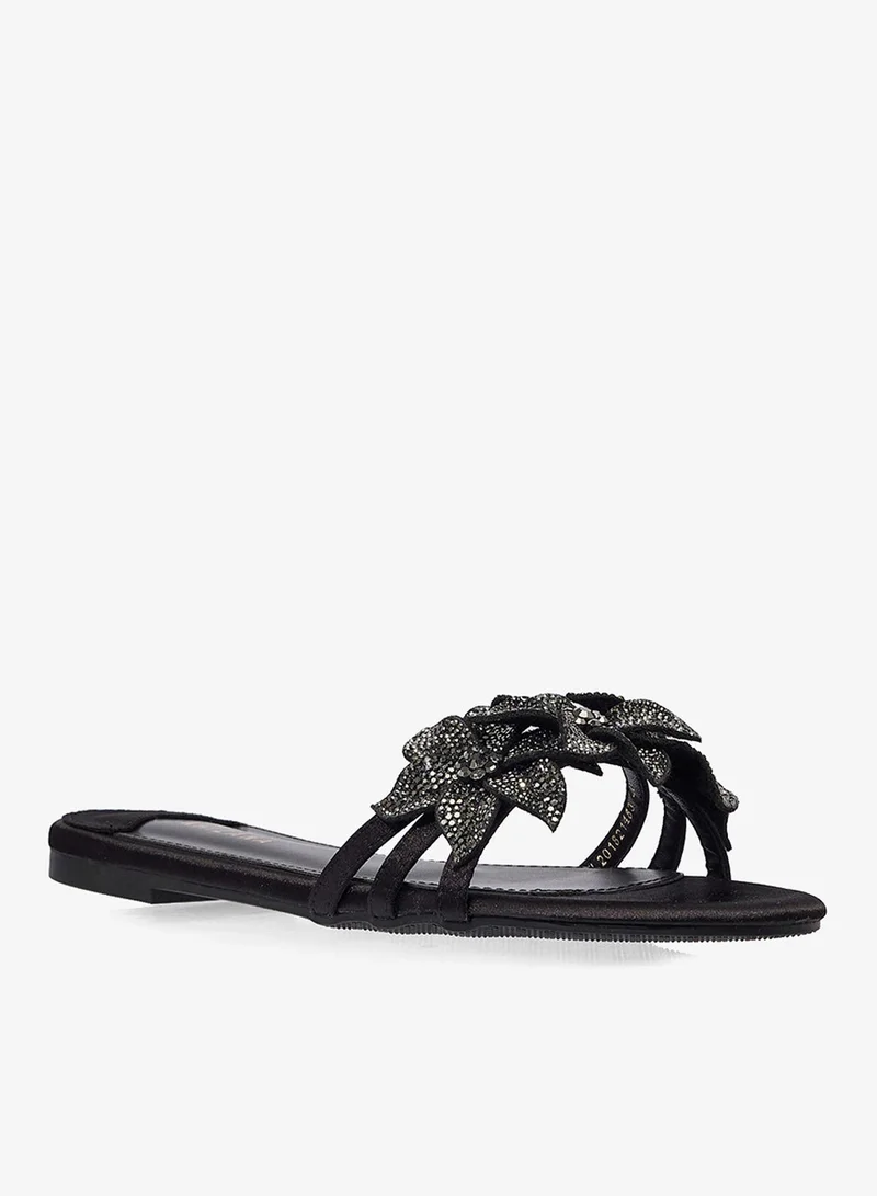 Khizana Flat Sandals